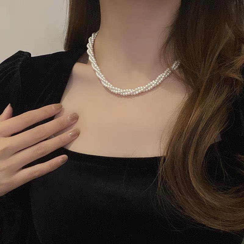 Multi-Layer Twining Pearl Choker Necklaces For Women Girls Vintage Elegant Geometric Beaded Necklaces Jewelry Accessories