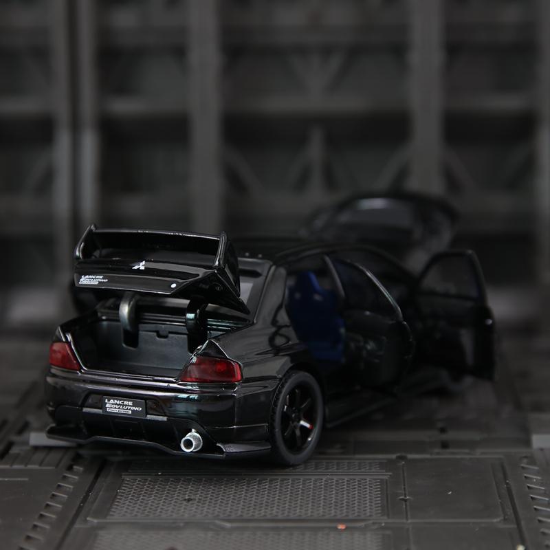 1:32 Mitsubishi EVO 9th generation alloy rally car model doors and engine hood, trunk can be opened has sound and lighting