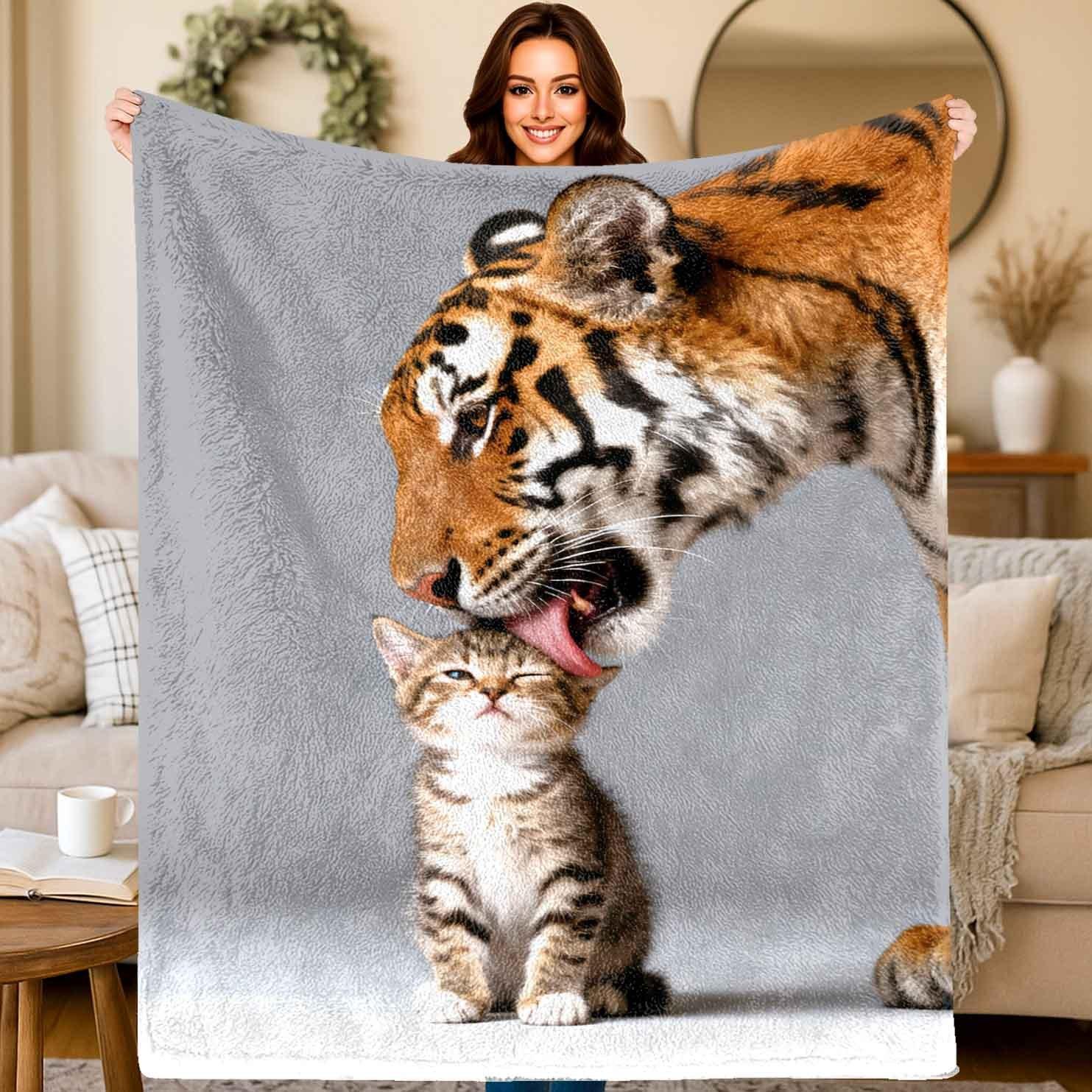 

Tiger licking cat pattern Flannel printed blanket suitable for all seasons suitable for living room office sofa and travel 75x100cm