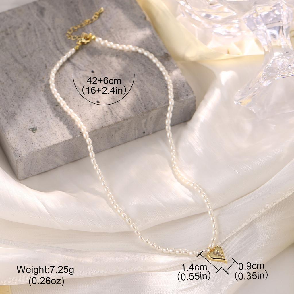 European and American necklaces, collarbone chains, simple double-layer niche fashion retro pearl love splicing chains