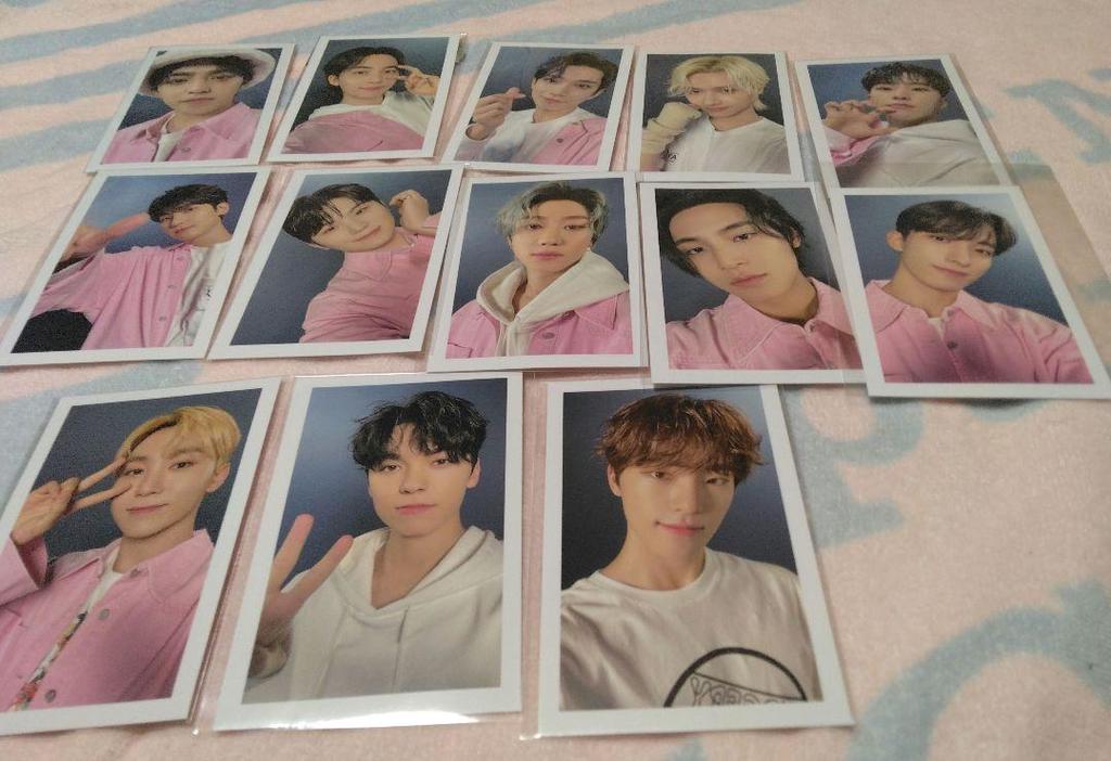 [USED] SEVENTEEN CARAT LAND 2023 Hoodie Trading Card Set