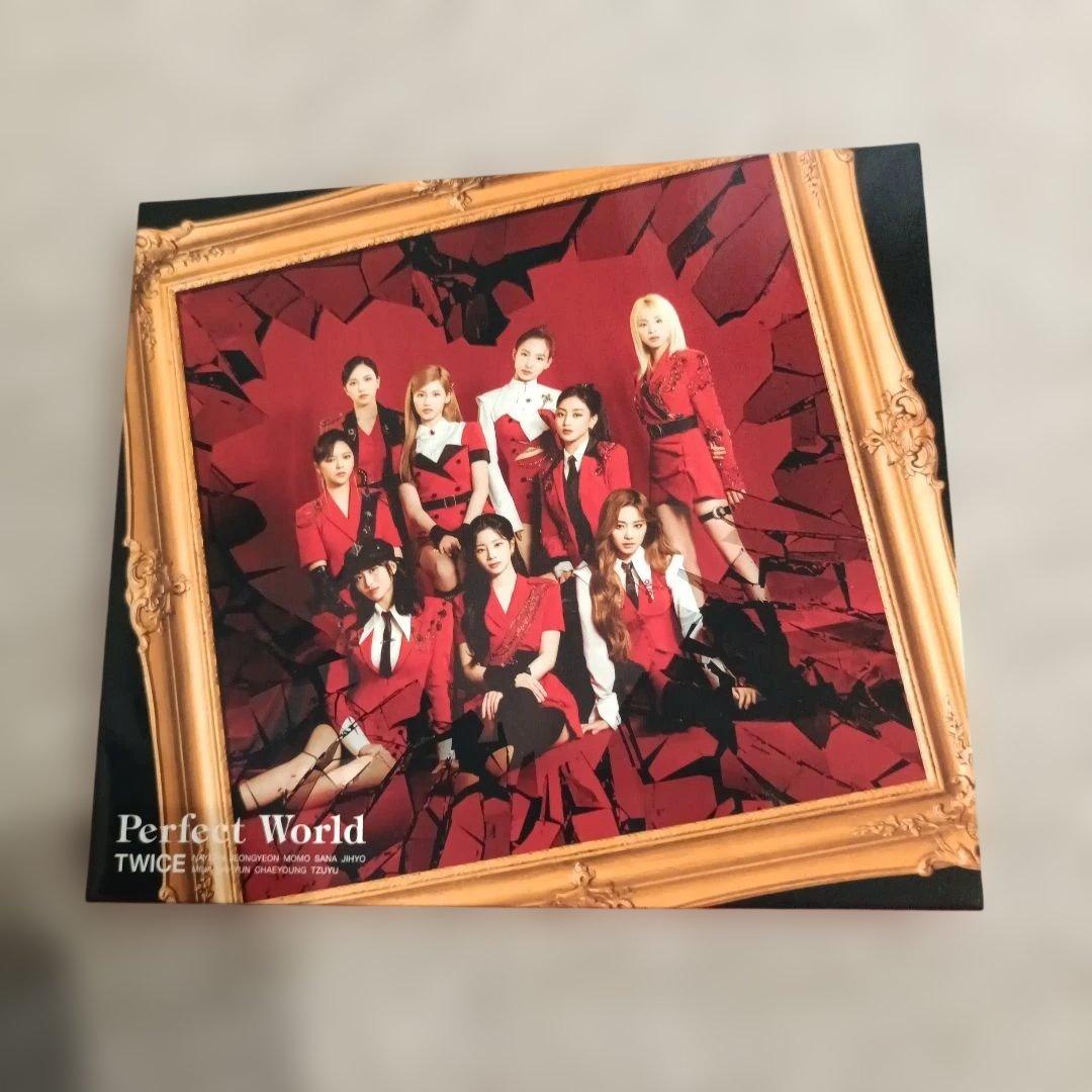 

[USED] TWICE Perfect World First Press Limited Edition B