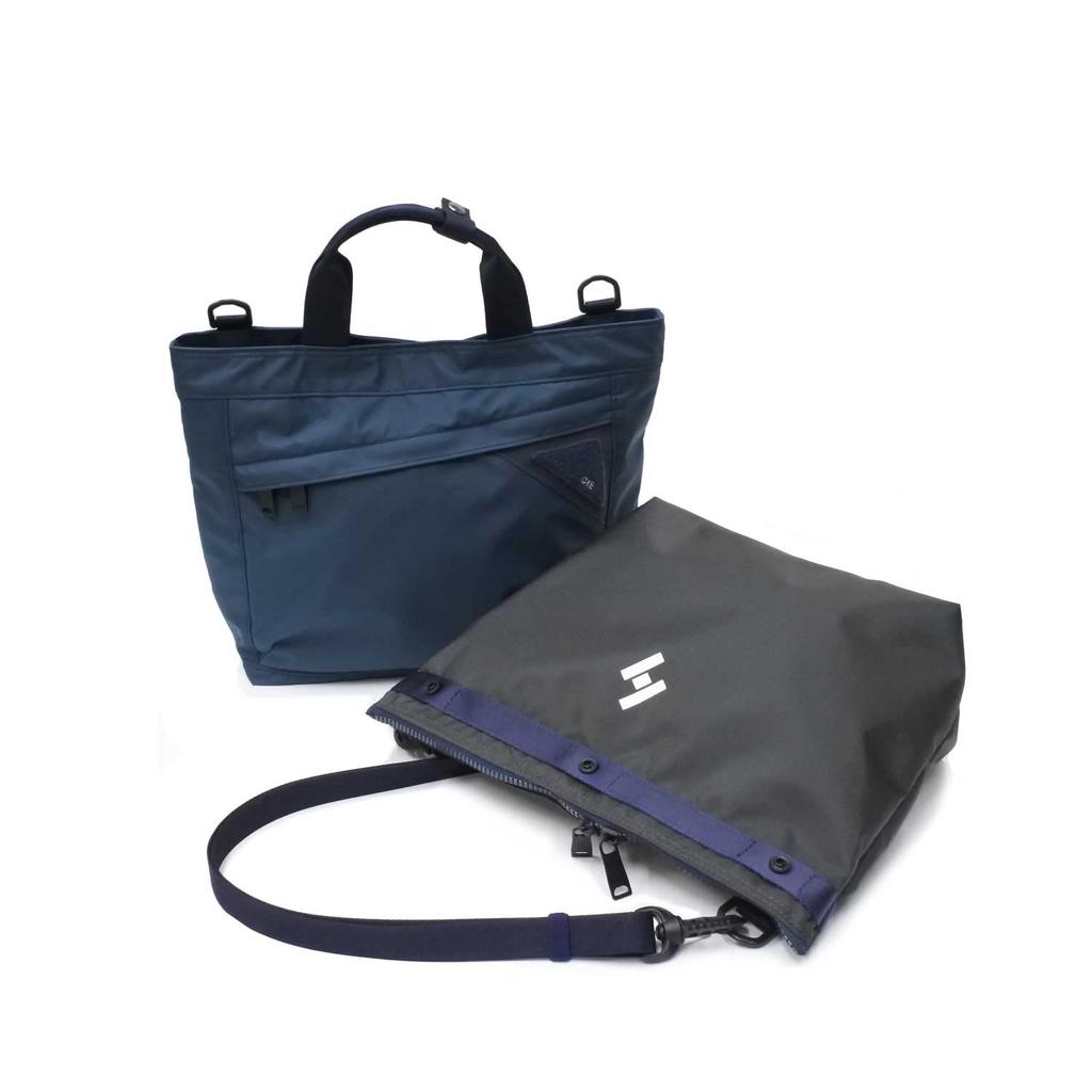 CIE FLOW 2-Way Shoulder Bag in Black. Lightweight and waterproof, made in Japan with LI-TEX original material. Suitable for men and women.