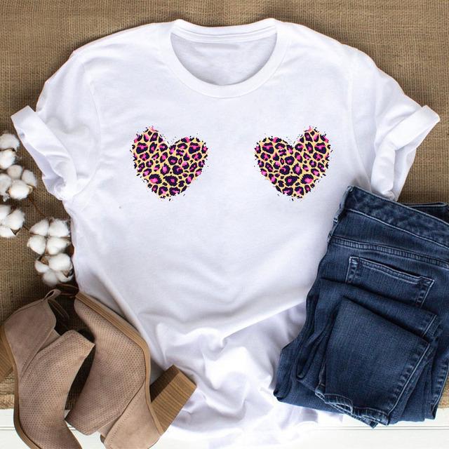 New Women Black T Shirt Feather Flower Love Heart Printed Tops Ladies Female Cute Graphic Tee Shirts Women O-Neck T-Shirts Tops