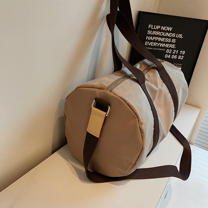Stylish Nylon Duffel Bag for Women – Lightweight Travel & Gym Tote with Adjustable Shoulder Strap and Spacious Design
