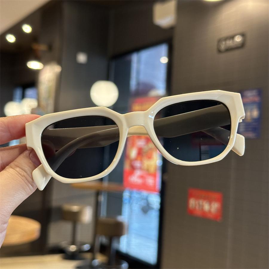 New Girls Boys Sunglasses Outdoor Sun Protection Children Vintage Eyeglasses Protection Classic Kids Shades UV400 Eyewear