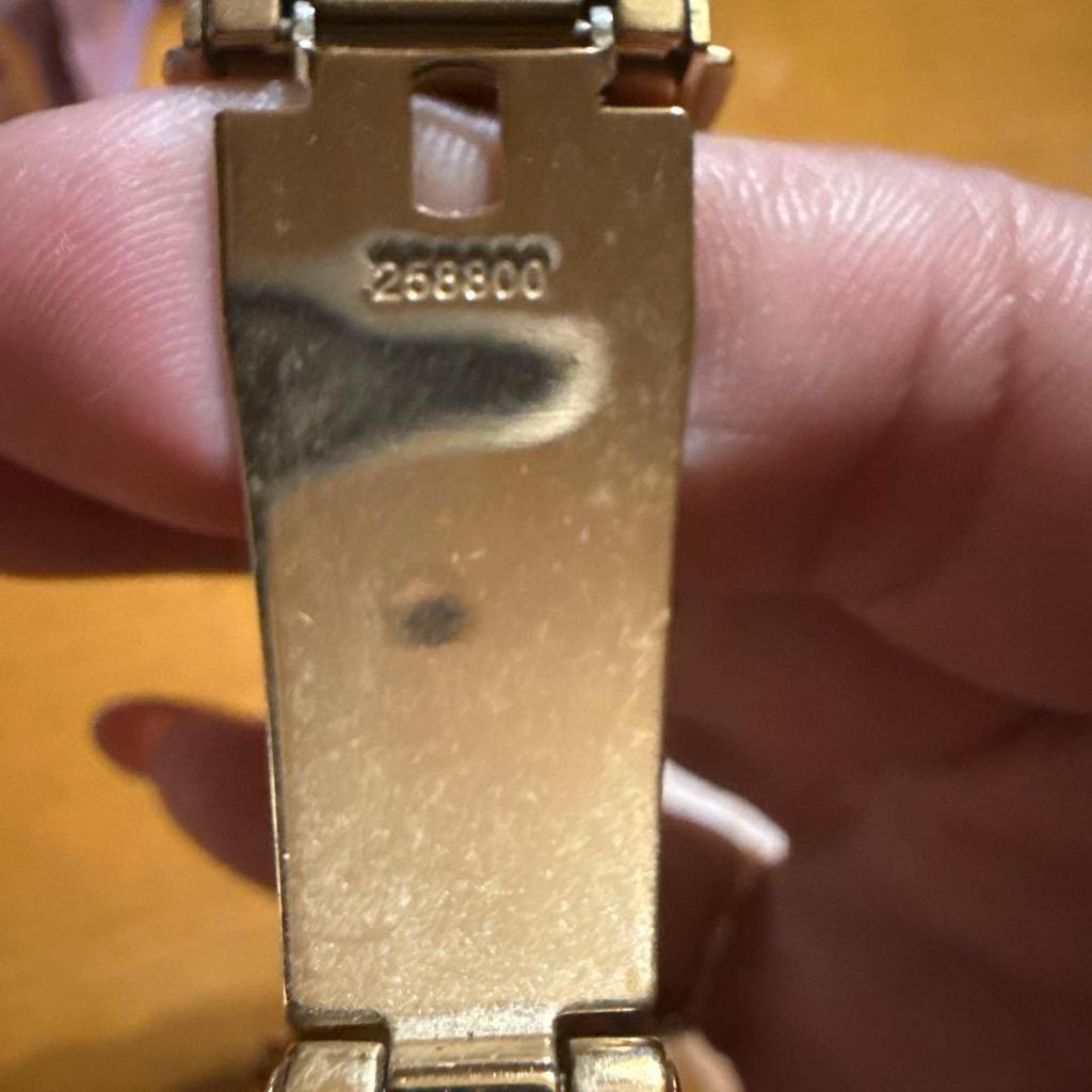 Used MARC BY MARC JACOBS MBM3039 Watch