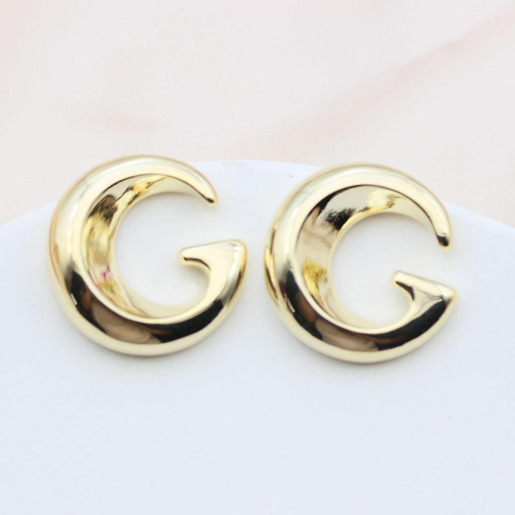 Prehnane luxusné náušnice v štýle influenceriek s veľkým dizajnom 'G'