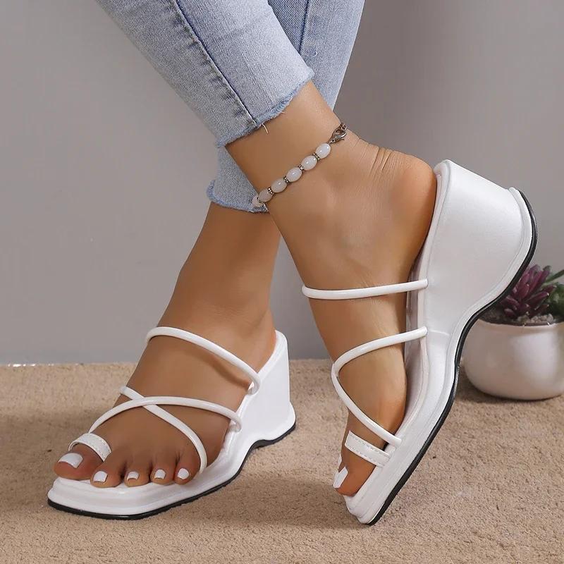 Damskie Białe Sandały na Koturnie Letnie 2026 Z Ozdobą na Palcach i Krzyżującymi się Paskami Sandały Gladiator Damskie Antypoślizgowe Platforma Klapki Plażowe Duże Rozmiary