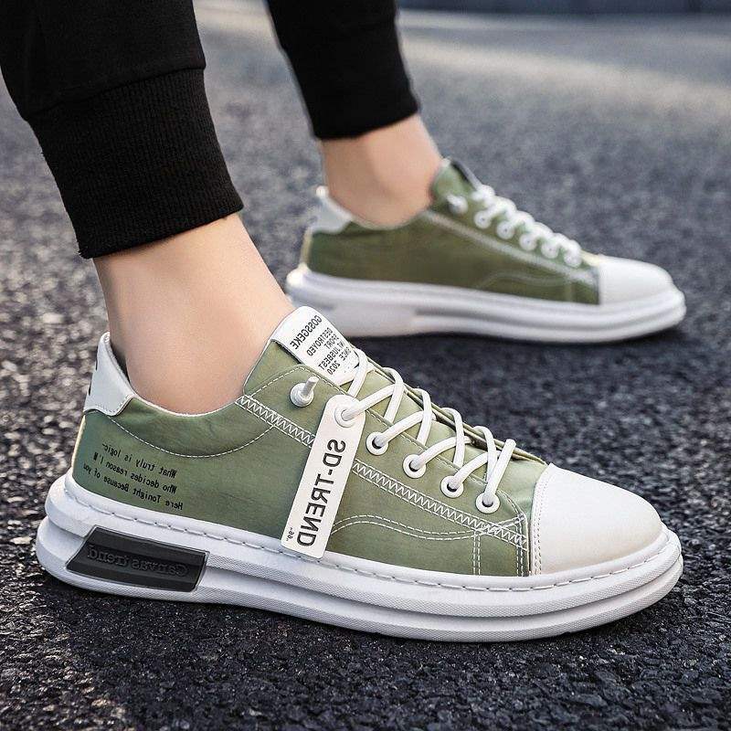 Men's Shoes Winter Trend High-top Canvas Shoes Men's Students Board Shoes Men's Velvet Cotton Shoes Sports and Leisure Shoes Men's