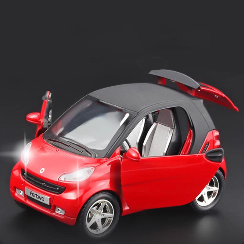 1:32 Mercedes Benz Smart Alloy Metal Diecast Car Model Mini GT Sound & Light Premium Desktop Ornaments Gifts For Boyfriend Boy
