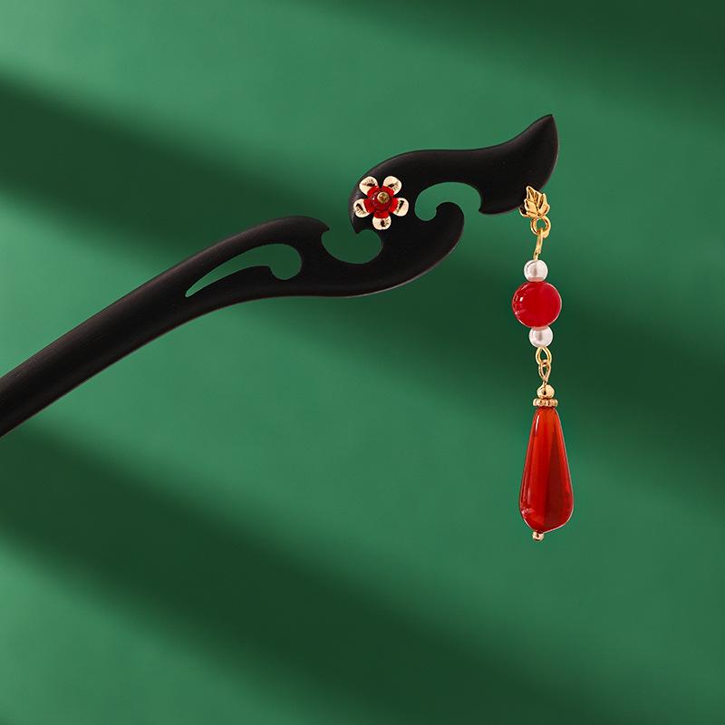 

Новогодняя заколка для волос из красного сандалового дерева: Элегантный деревянный аксессуар для волос в китайском стиле для женщин