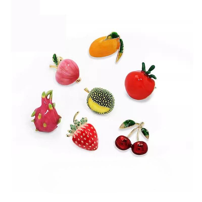 Cute Little Strawberry Brooch, Personalized Fruit Anti-exposure Clasp Collar Pin, Fashionable Accessory