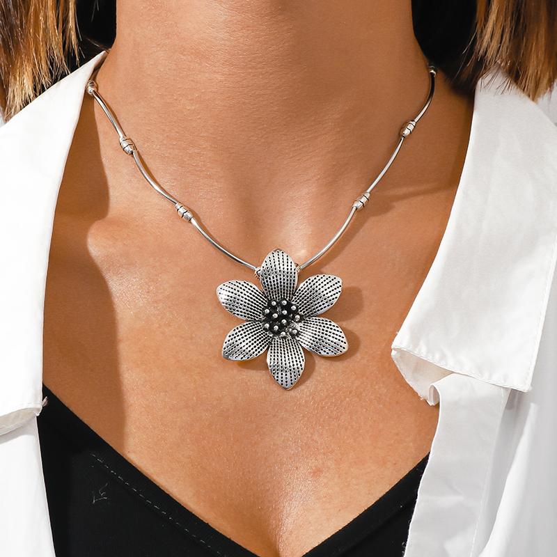 Aihua Böhmen Türkis Stein Halskette für Damen Choker Collier Femme Handgefertigte Ethnische Anhänger Halsketten Statement Schmuck