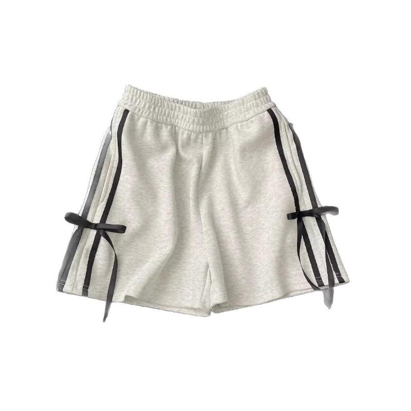 

Женские белые спортивные шорты с высокой талией - Летние шорты с широкими штанинами и средней длиной с узором «бабочка» M белый