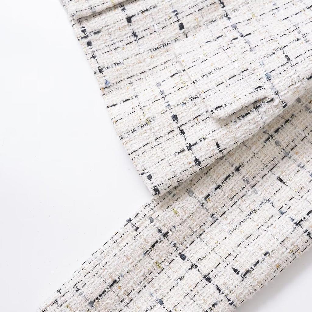 Spring 2025 Women's Fashion: Versatile Casual Textured Short Lapel Jacket