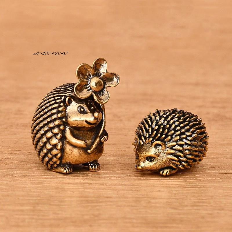 Antique Brass Hedgehog Ornaments Solid Animal Sculpture for Desk Tea Table Decor Home Accents Small Crafts