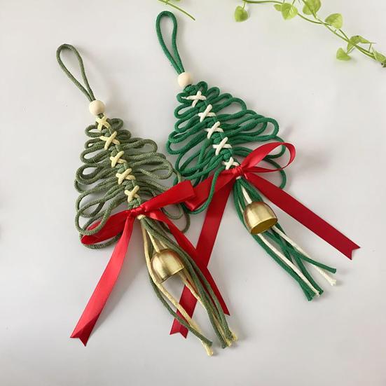 Hand-Woven Christmas Tree Ornaments Rustic Xmas Tree Shaped Handicrafts with Golden Cow Bell And Red Bow for Winter New Year Party Decorations