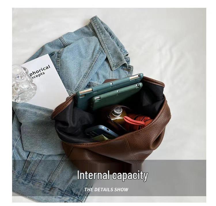 Large Capacity Women's Autumn/Winter Shoulder Bag - Fashionable Texture for Work Commute, Mother-Child Design.