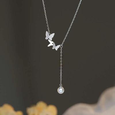 New Butterfly Fringed Pearl Pendant, Exquisite Necklace, Light Luxury Niche Design, High-end Temperament Collarbone Chain