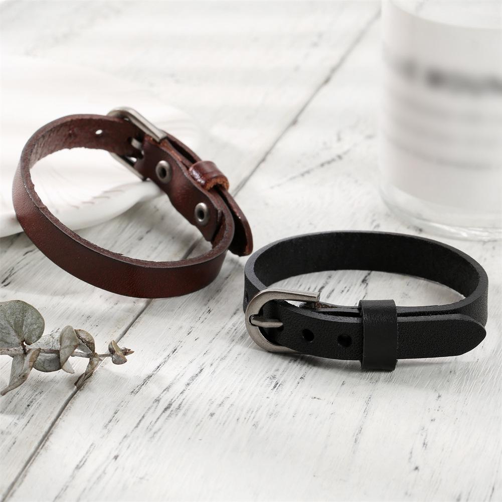 Simple Cowhide Leather Hand Strap: Stylish Thin Bracelet for Men & Women, Retro Design with Smooth Finish