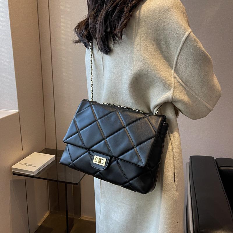 Large-capacity Bag Women's Summer New Diamond Chain Bag High-grade Texture Shoulder Underarm Messenger Bag