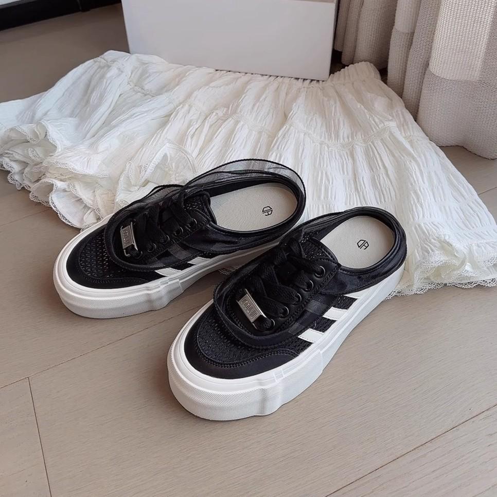 Trend princess style~ a little cool summer ins mesh breathable one pedal little white shoes sandals women's casual half slippers