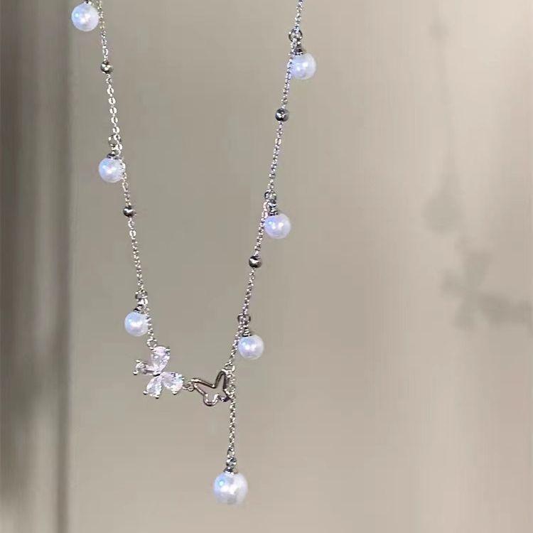 Hollow Butterfly Fringed Necklace Light Luxury Niche Design Pearl Clavicle Chain Temperament Titanium Steel Neck Chain
