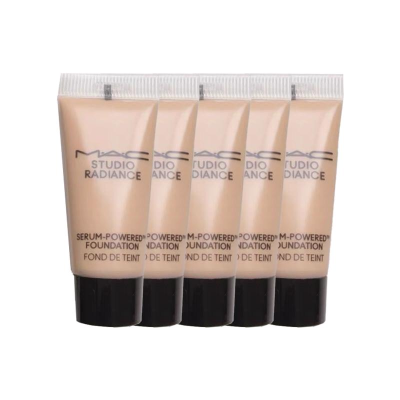 Mac Studio Radiance Serum-Powered™ Foundation Sample