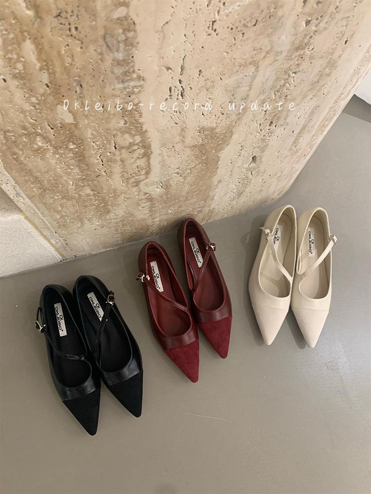 Temperament red single shoes design sense niche 2025 spring and autumn new soft sole pointed low heel Mary Jane women's shoes