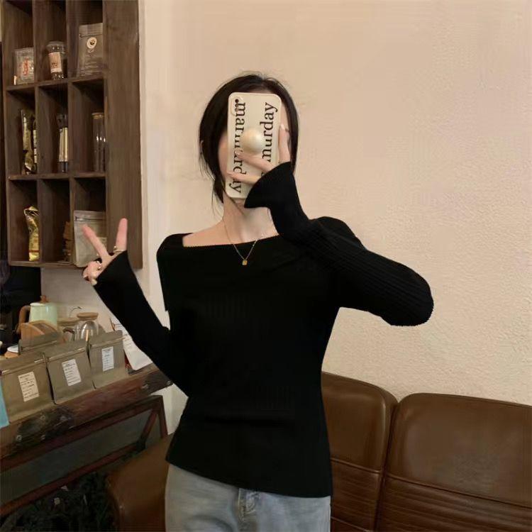 Spring and Autumn New One-word Shoulder Knitted Sweater Women's Bottoming Shirt with Design Sense Niche High Sense Slim Top