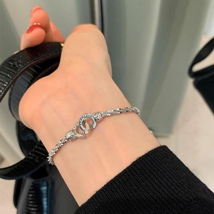 Silver Double Ring Lock Bracelet: Unique, Light Luxury, Fashionable, and Exquisite Design for Women.