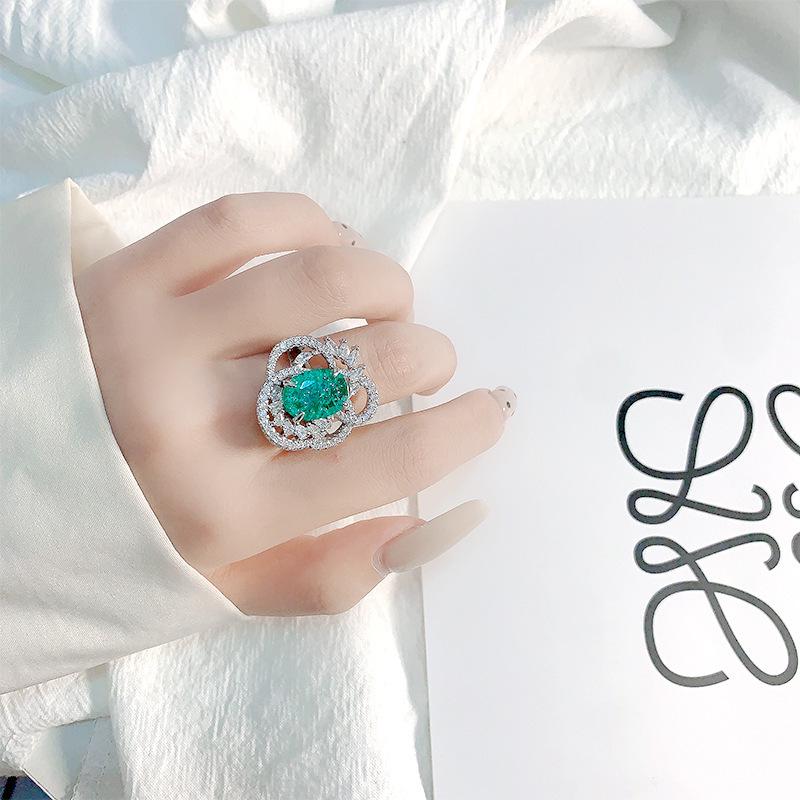 Emerald Gem Women's Ring: Trendy, Elegant, Versatile, Open Hollow Design