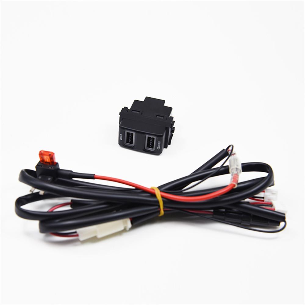18W Car Charger QC3.0 Dual USB Fast Charging For Nissan Patrol Y61 Y62
