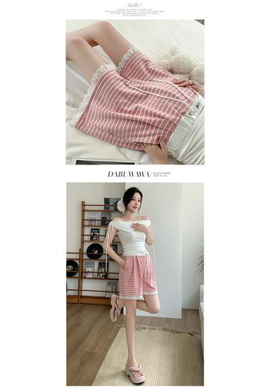 2026 New Style Striped Maternity Shorts with Lace Trim for Petite Women – Casual Wide-Leg Summer Pants Without Belly Support