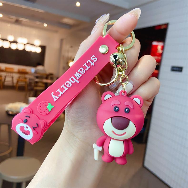 

Cute Cartoon Strawberry Bear Keychain Soft Plush Couple Gift Adorable Keyring ярко-розовый
