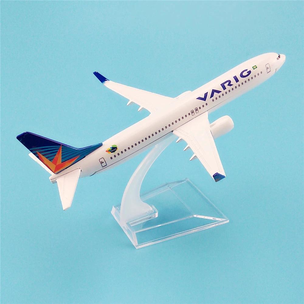 16cm Alloy Aircraft Model Brazil Boeing 737 Static Simulation Send Gift Collection Display Suitable For Table Decoration And