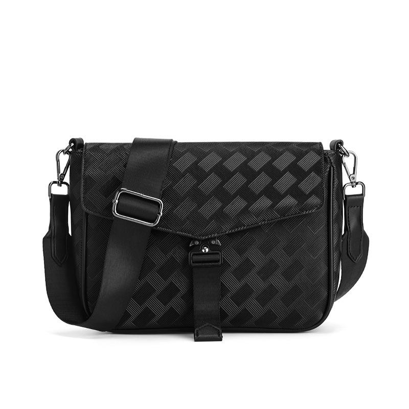 

2024 Men s Retro Casual Large Capacity Multifunctional Woven Messenger Bag