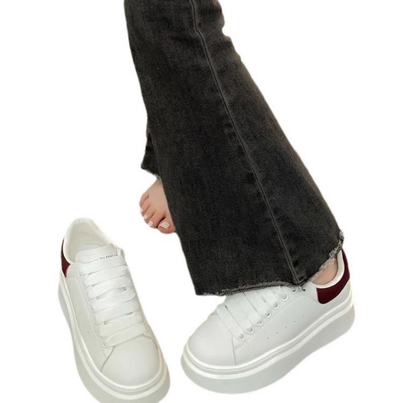 Little white shoes women's autumn versatile thick-soled small height-increasing shoes sports and leisure muffin board shoes