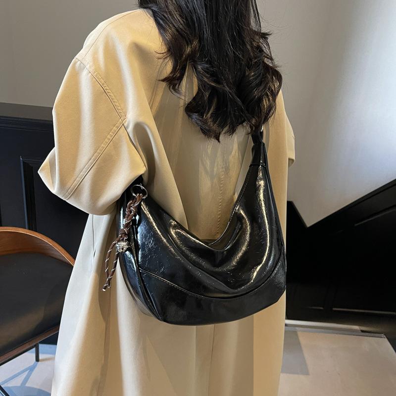 Simple Large-capacity Bag Women's 2025 New Fashion Versatile Casual Shoulder Bag Student Commuter Messenger Tote Bag