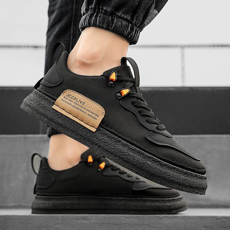 New Trendy Men's Black Canvas Sneakers Breathable Low-top Sports Skateboard Shoes Men Casual Sneaker Thick Sole Man Canvas Shoes