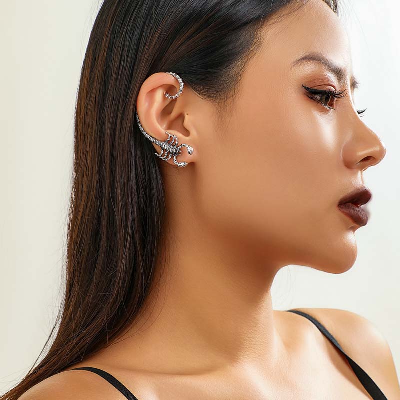 Punk Gothic Scorpion Stud Earrings For Women Exaggerated Metal Animal Snake Ear Clip Piercing Earrings Zircon 2023 Trendy