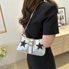 Unterarmtasche im koreanischen Stil mit Kontrastfarben für Damen im Herbst, neue Schultertasche, lässige quadratische Tasche, personalisierte Kettentasche, trendig
