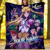 Personalizowany Koc Flanelowy z Motywem Sailor Moon Ciepły i Przytulny Koc Rzutowy na Kanapę, Łóżko, Podróże do Użytku przez Cały Rok