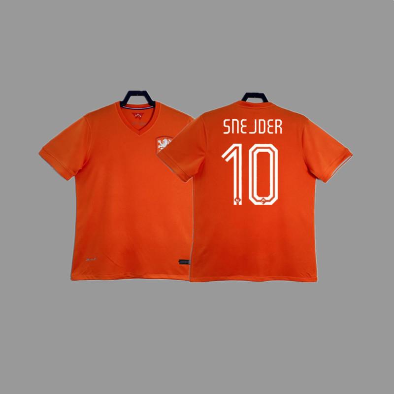 Retro jersey, football jersey, classic nostalgic replica Thai jersey, game training jersey, short-sleeved sportswear.