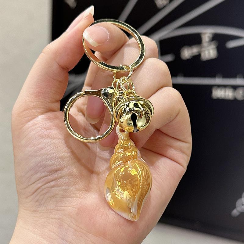 Colorful Acrylic Seashell Keychain Pendant - Cute and Exquisite for Girls' Bags & Car Pendants