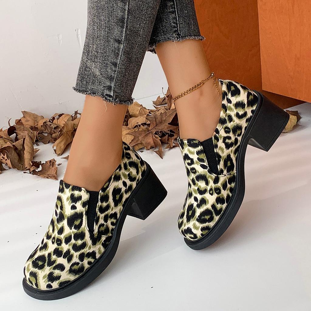 Large Size Single Shoes Women's Autumn New Pointed Leopard Print Casual Thick Heel Single Shoes