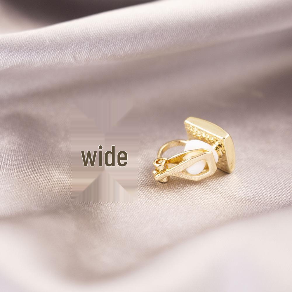 Brincos de pressão triangulares elegantes para orelhas não furadas - Versáteis e com um toque de luxo leve para o uso diário.