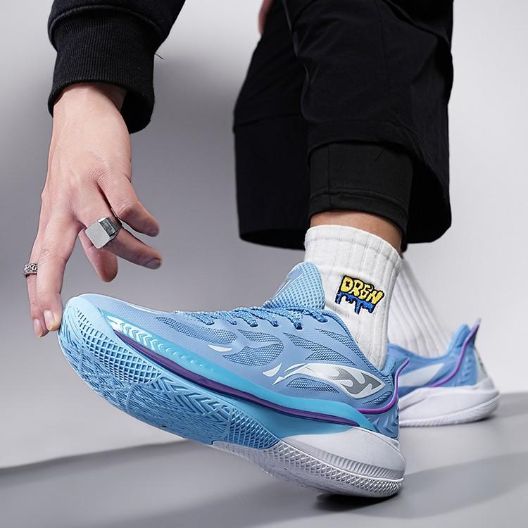 Special ultra-light v2 basketball shoes 2025 new mesh breathable sports shoes sports students ultra-light shock-absorbing running shoes