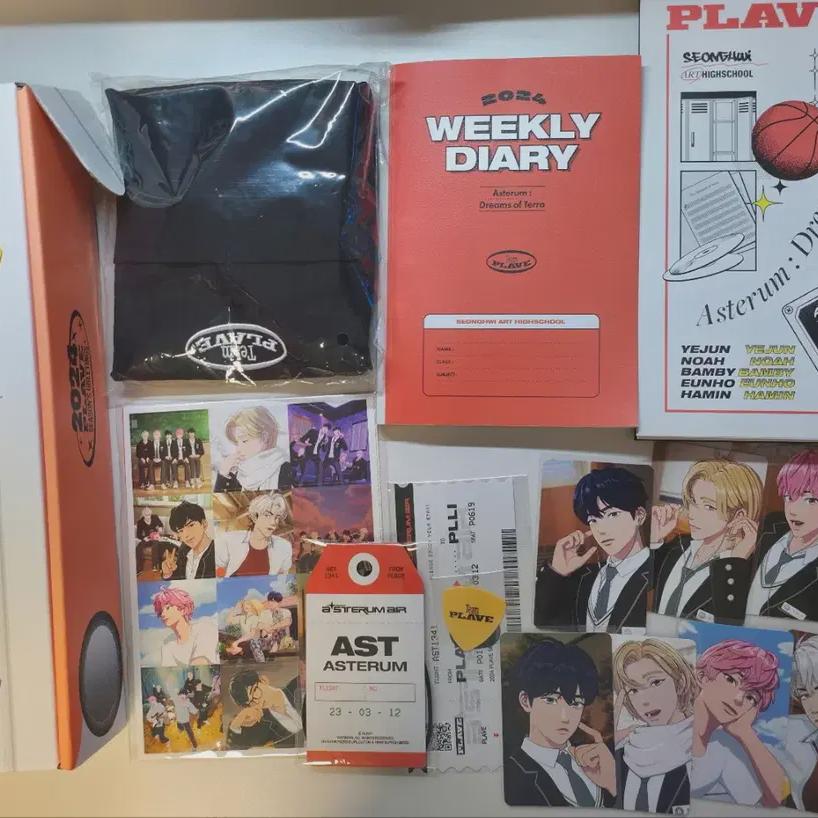 

Plave Season Greeting Full Set Sell
